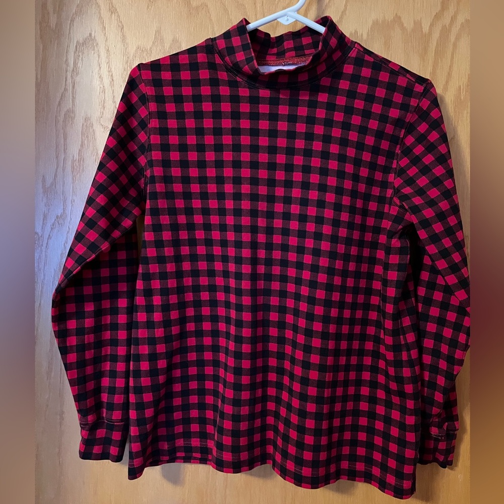 Land’s End mock neck long sleeve shirt